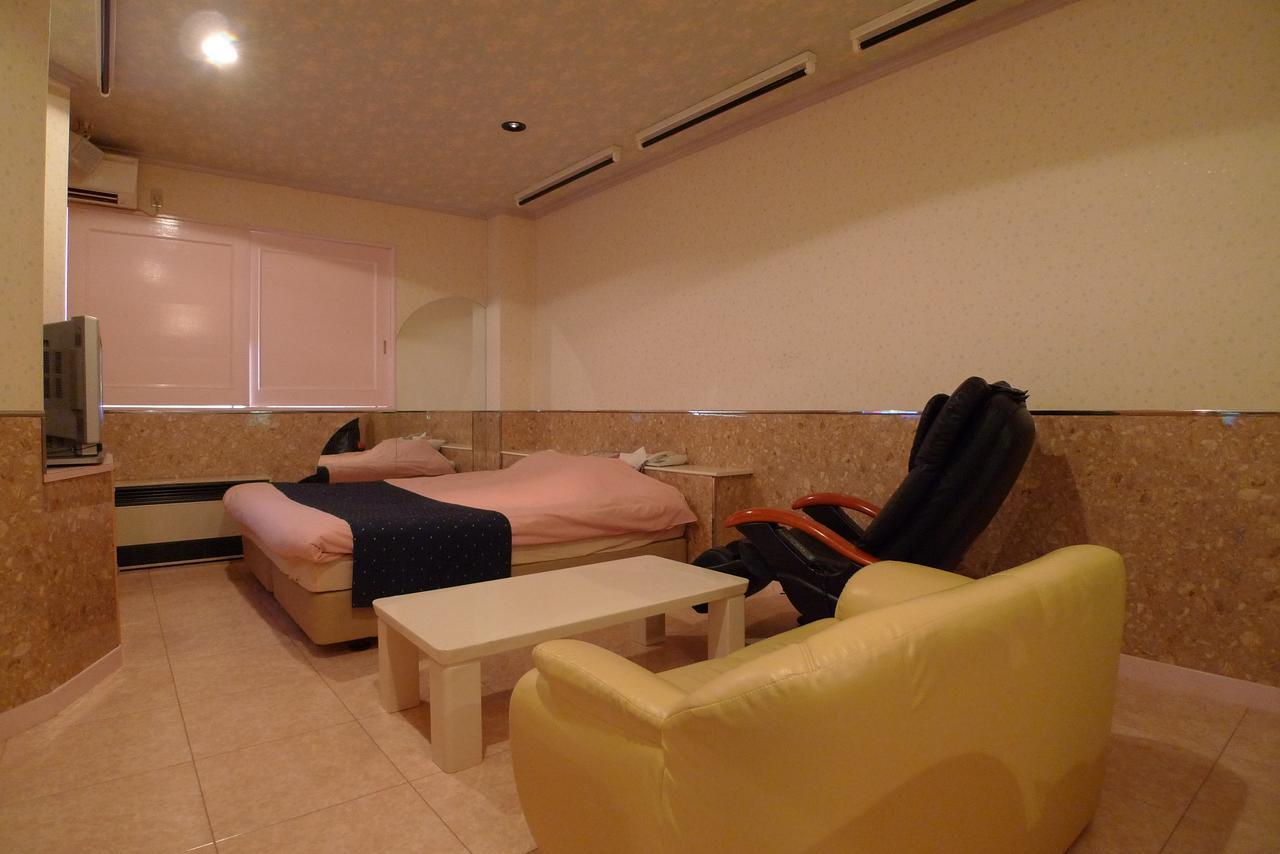 Отель Golf Nagasaka (Adults Only) Хокуто Экстерьер фото